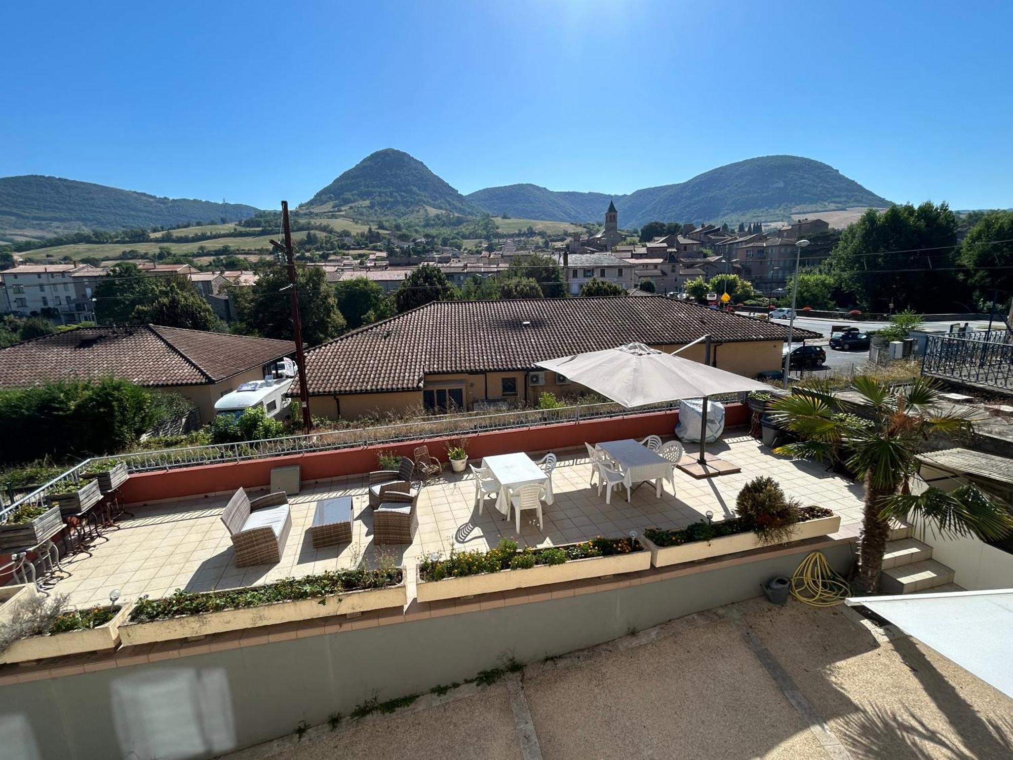 Le Mas De Campels Apartment Saint-Georges-de-Luzencon Exterior photo